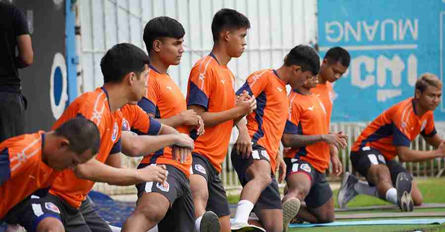 อเล็กซานเดร กาม่า คุมซ้อม การท่าเรือ วันแรกช่วงปรีซีซั่น