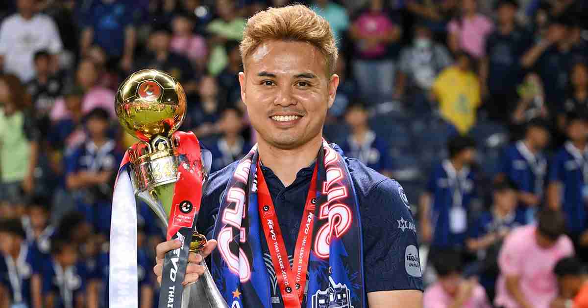 บุรีรัมย์ ต่อสัญญา ธีราทร ช่วยทีมล่าแชมป์อีก 1 ปี